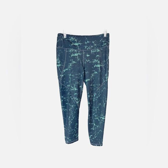 The Patagonia Centered Crops Blue Capri Women’s size Small - Picture 7 of 7